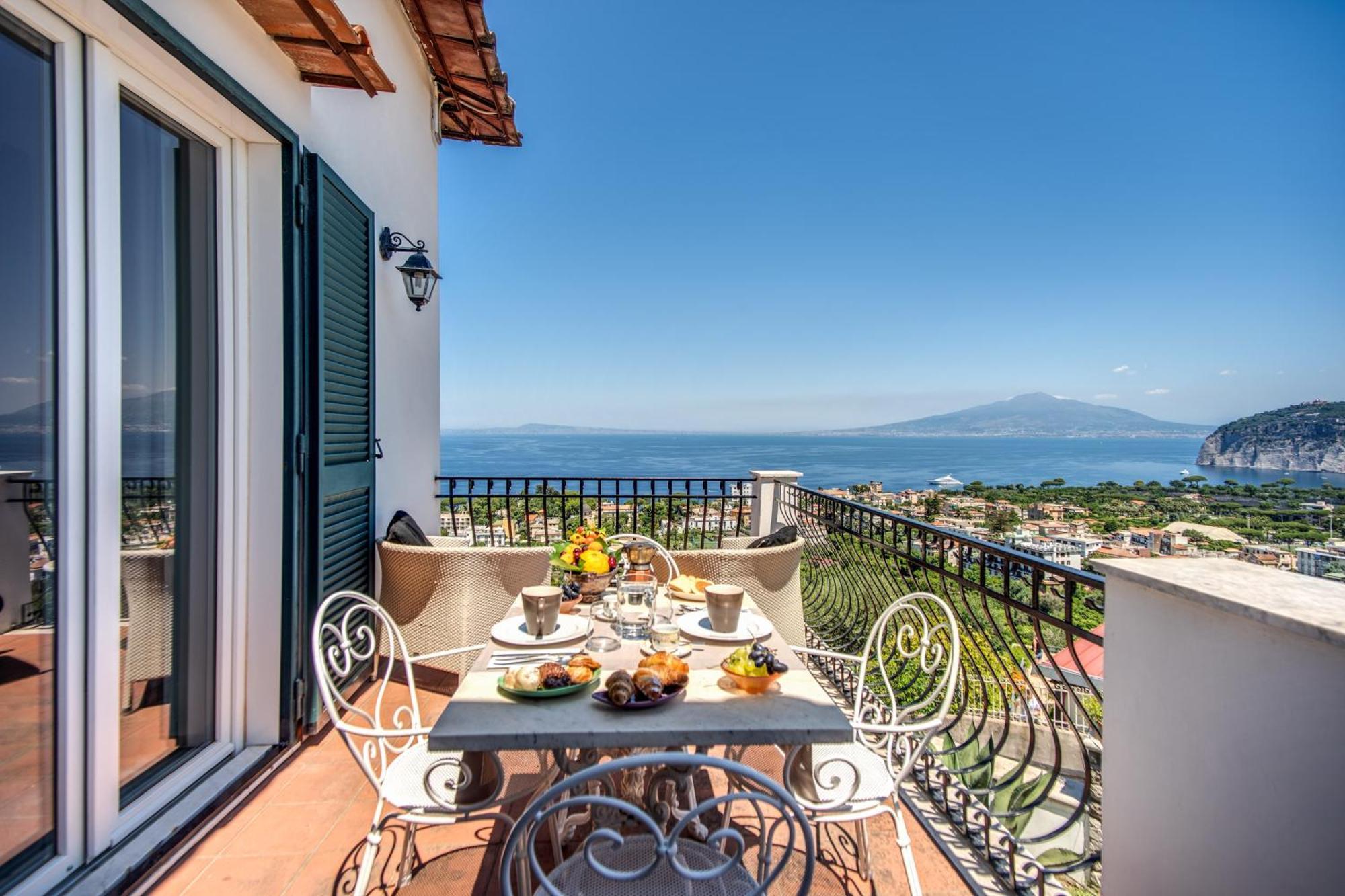 M Suites Sorrento Bagian luar foto