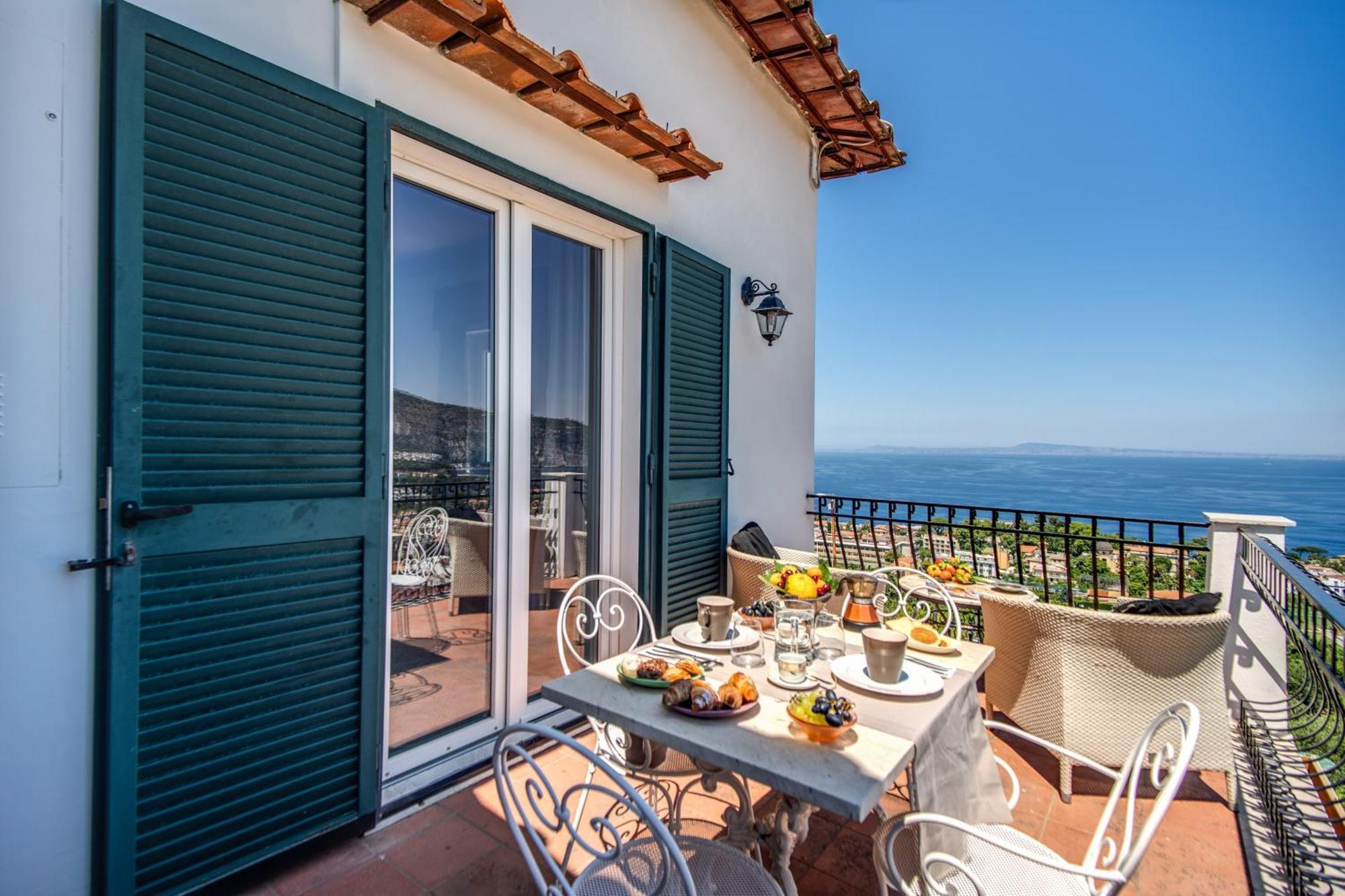 M Suites Sorrento Bagian luar foto